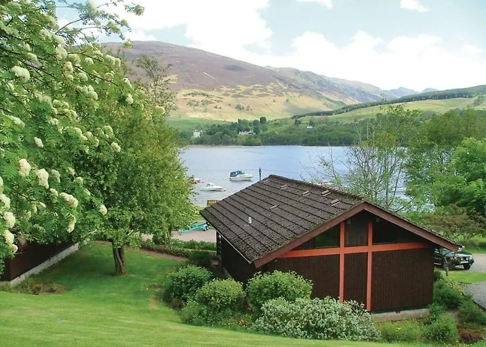 Lochearnhead Loch Side Hotel