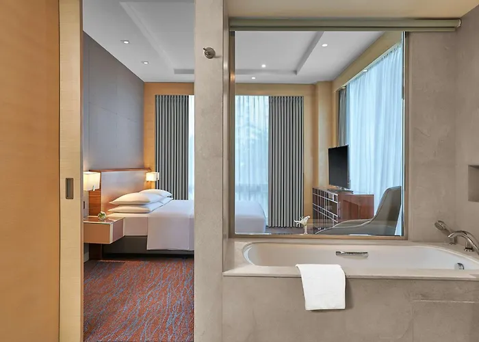 Hyatt Regency Lucknow Gomti Nagar Hotel