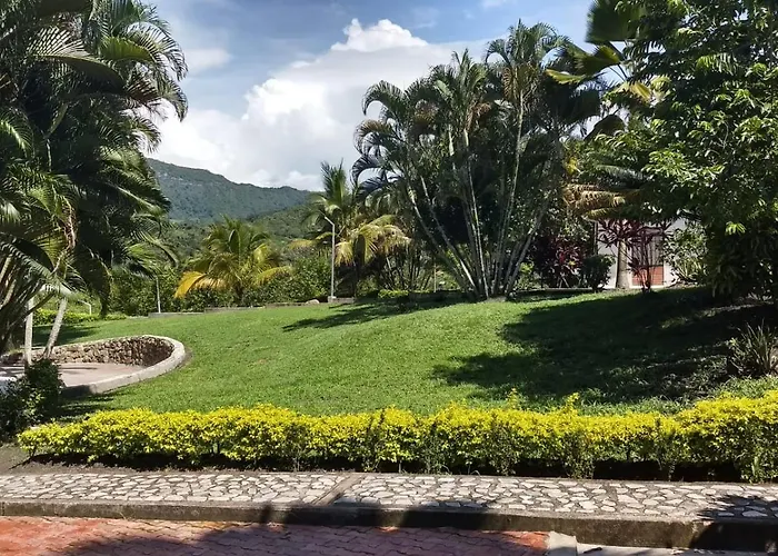 Excalibur Alojamiento Rural Villeta