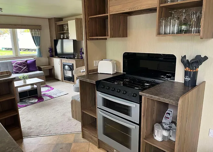 275 - Butlins Skegness, Pet Friendly And Wifi - Meadow Lakes Caravan & Lodge Hire Ingoldmells