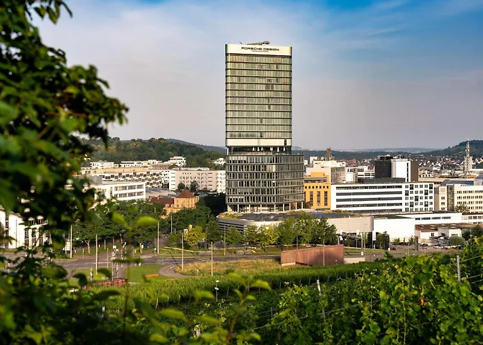 Radisson Blu Hotel At Porsche Design Tower Estugarda