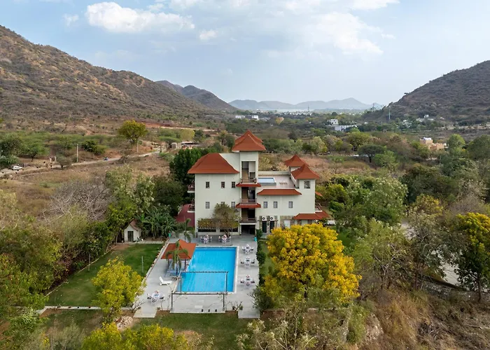 The Hunting Lodge - Luxury Resort In Udaipur