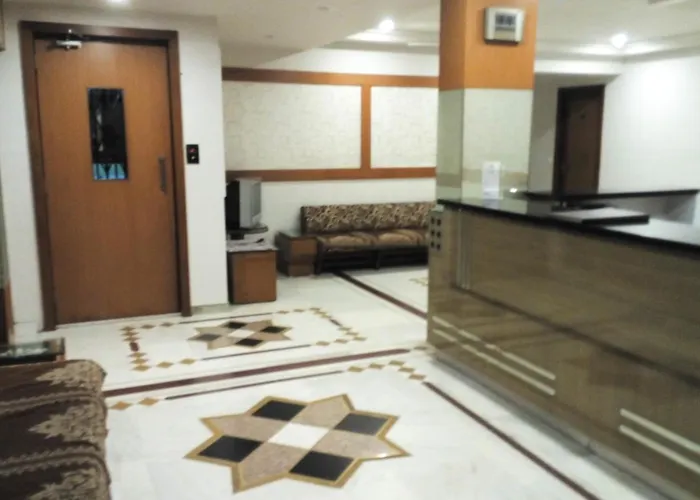 Hotel Supreme Vapi
