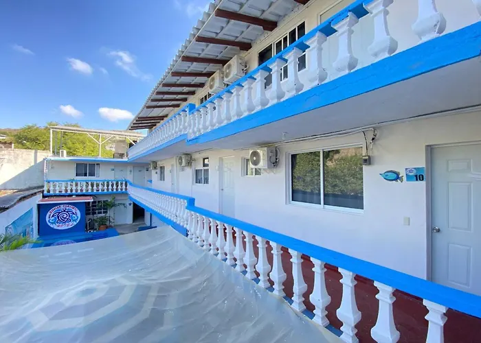 Oyo Hotel Zihuatanejo Malibu