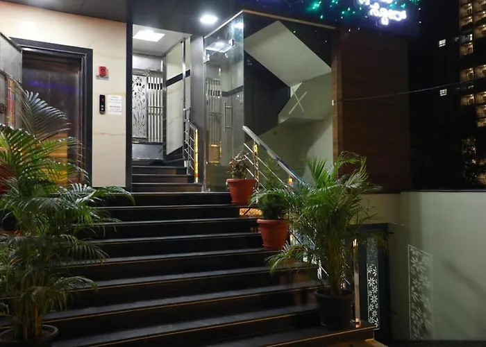 Hotel 8Th Mile Suites Bangalore