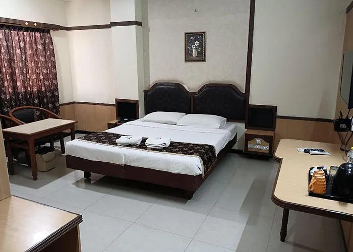 Hotel Aryaas Ressidence Tirunelveli