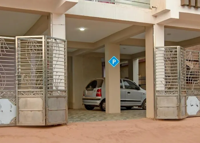 Hotel Pink Tree Near Kiit University Bhubaneswar