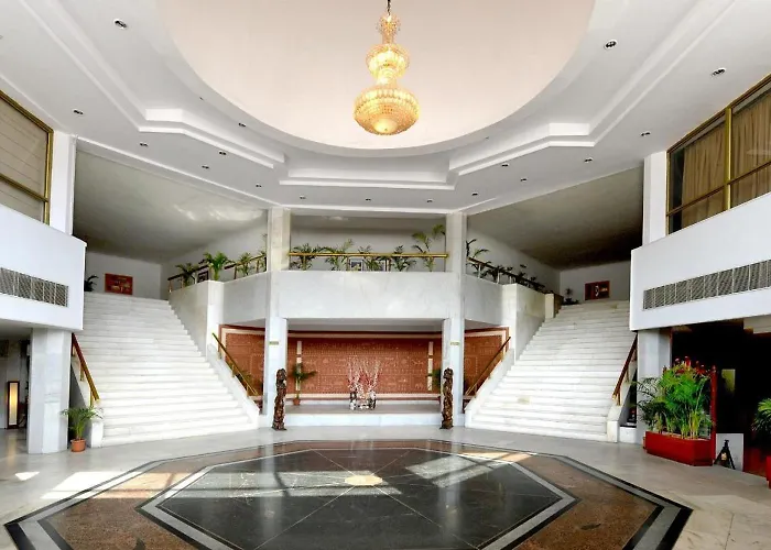 Hotel Raj Hans, Faridabad
