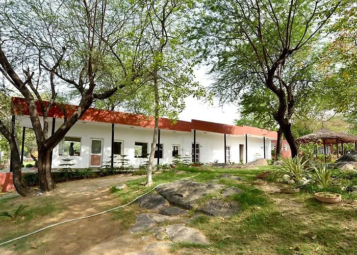 Lake View Tourist Resort Faridabad