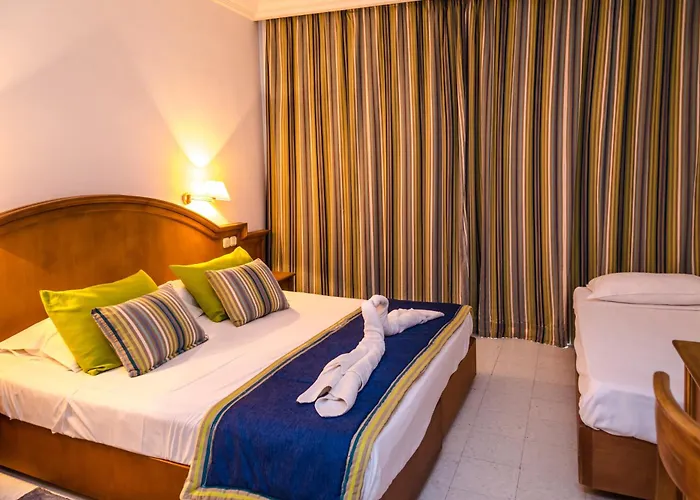 Yadis Hammamet Hotel