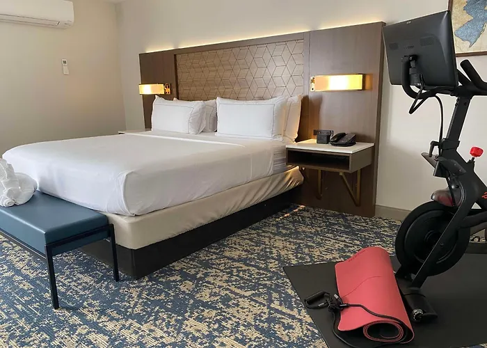 Doubletree By Hilton Tinton Falls-Eatontown