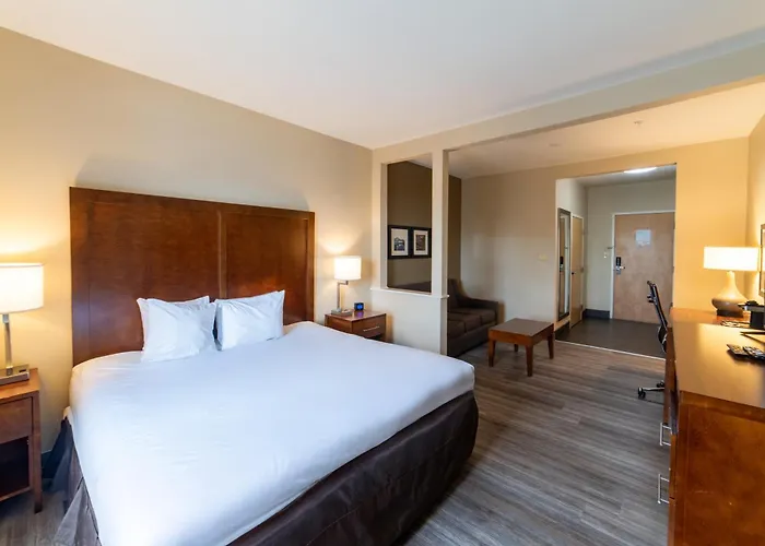 Sonesta Essential - Baton Rouge Airport Hotel