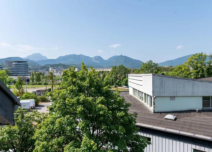 B&B Hotel Chambery La Cassine