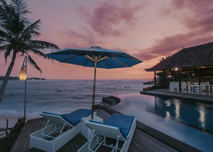 Lembongan Seaview Hotel