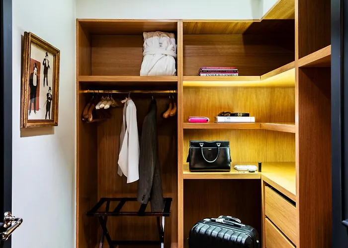 Hotel De Berri Champs-Elysees, A Luxury Collection Hotel Paris