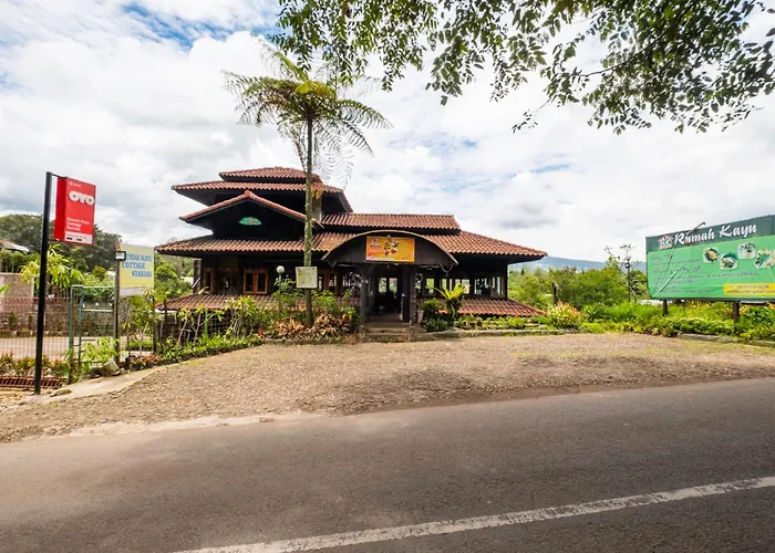 Capital O 2640 Cottage Gs Rumah Kayu Syariah Bandung