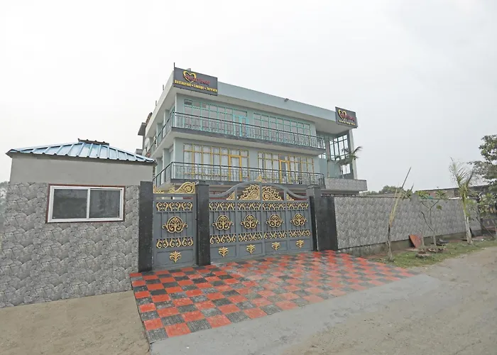 Oyo 79529 Heart Beat Hotel Noida