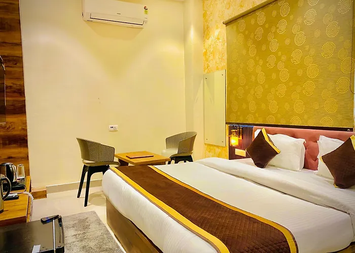 Hotel Tulsi Grand Inn Vrindavan