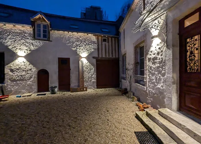 Hotel La Sourcière Beaugency