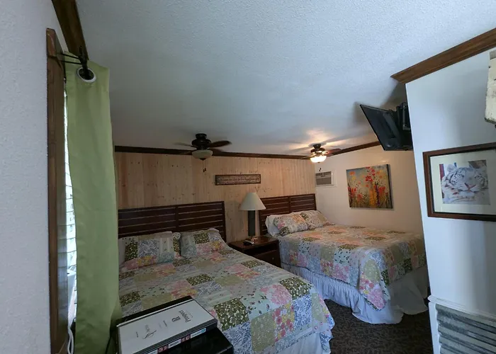 Squaw Valley Motel Room 7 Dunlap