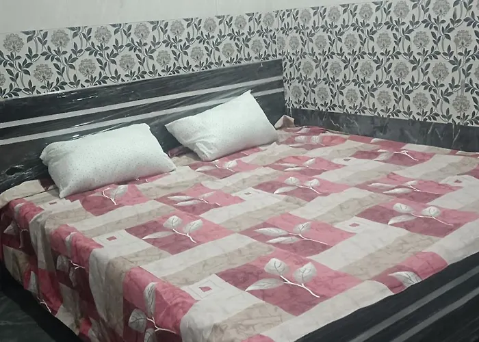 Rama Palace Guest House Mathura