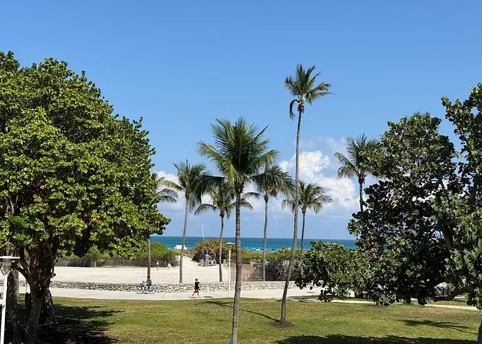 Aparthotel Renzzi On The Ocean Miami Beach