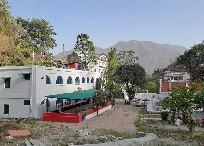 Swami Samarpan Ashram Bed & Breakfast Rishikesh