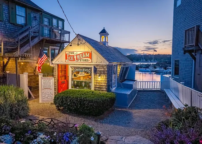 Addison Choate Hotel Rockport