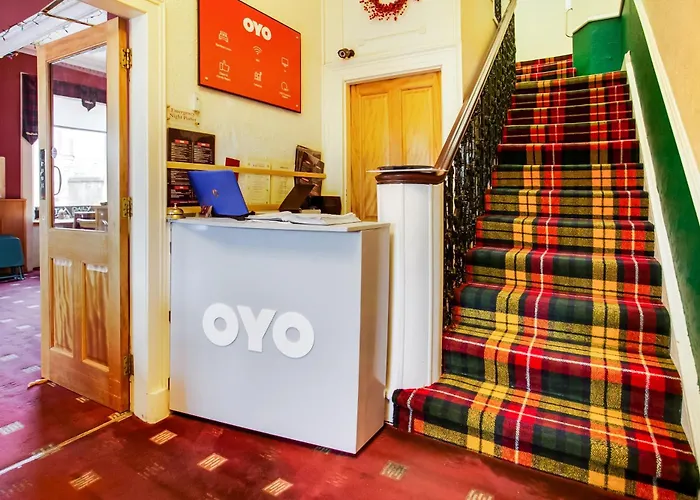 Oyo Glenpark Hotel, Ayr Central
