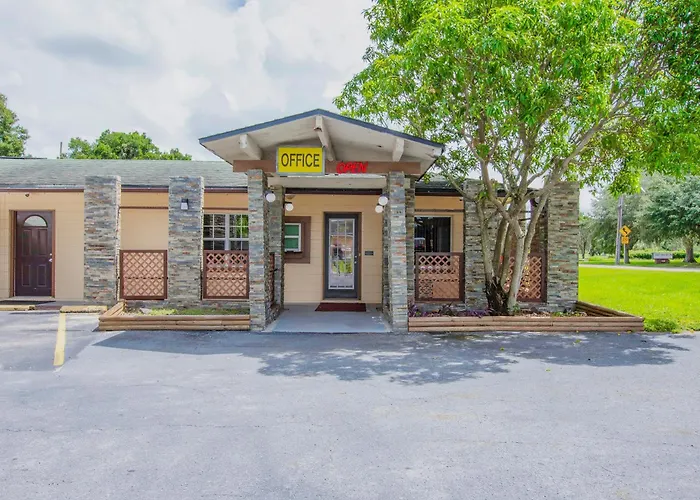 Oyo Superior Budget Inn Bartow