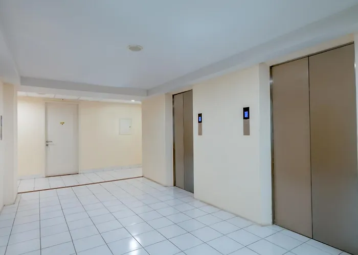 Oyo Life 2837 Apartment Dramaga Tower Bogor