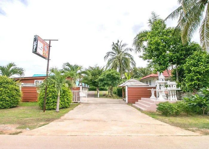 The Rome Resort Pran Buri