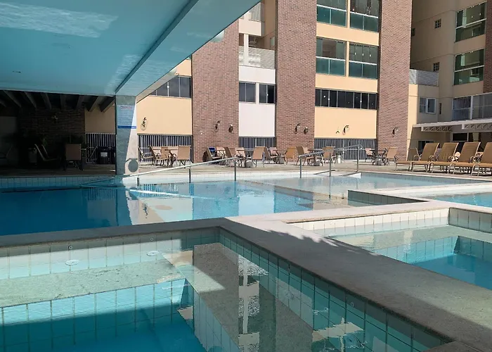 Piazza diRoma Hotel com Café da manhã e acesso ao Acqua Park e Splash Caldas Novas