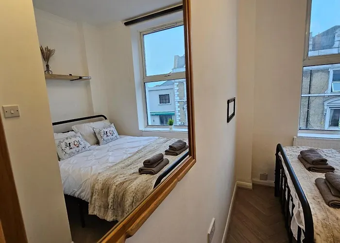 Bros Inn Hotel London