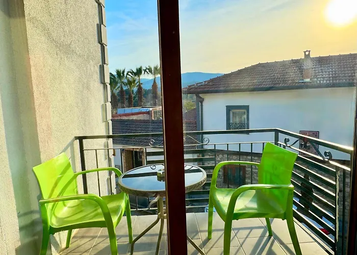 Rebetika Hotel & Bistro Selçuk