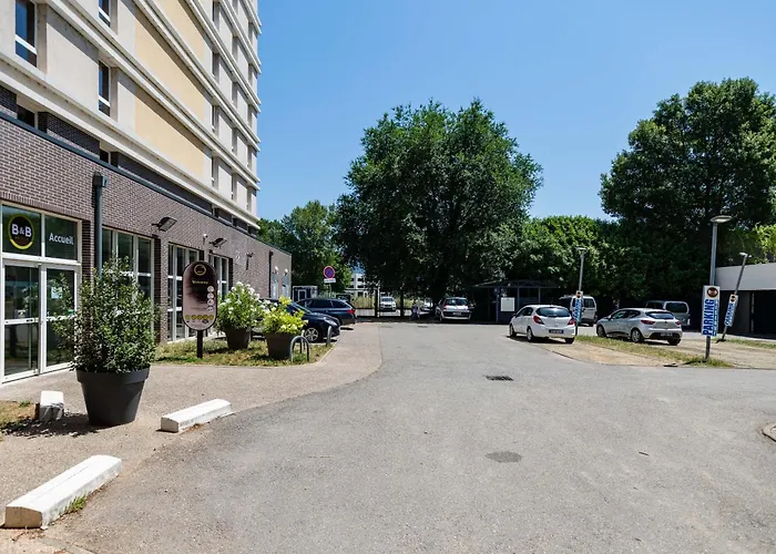 B&B Hotel Grenoble Centre Alpexpo