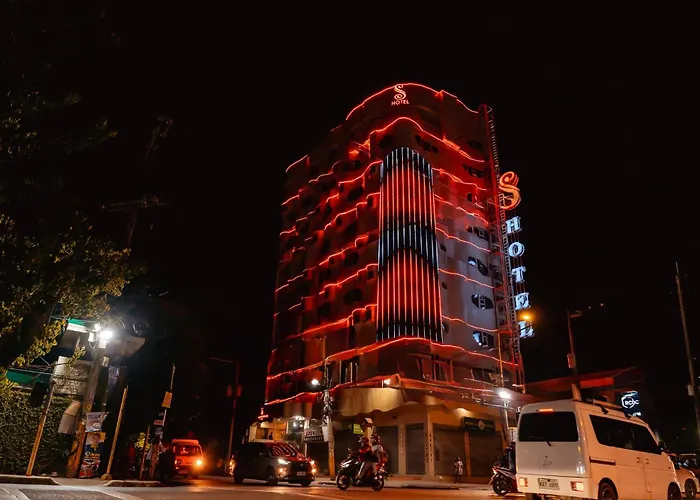 S Hotel&Residences Cebú