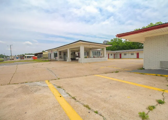 Oyo Hotel Mcalester Ok S Main St