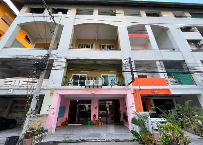 Oyo 75486 Anna Residence Jomtien Pattaya