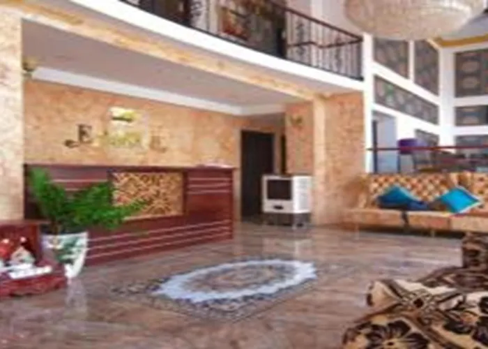 Collection O Emerald Luxury Apartment - Near Secc Ho Chi Minh City