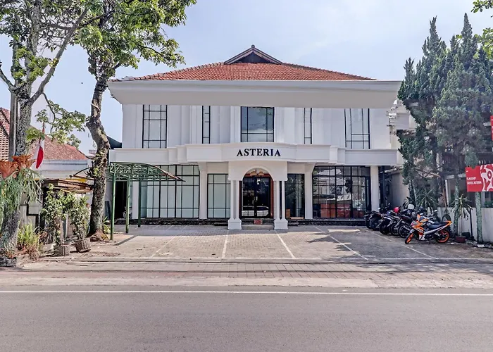 Collection O Riau Near Trans Studio Bandung Formerly Asteria Hotel