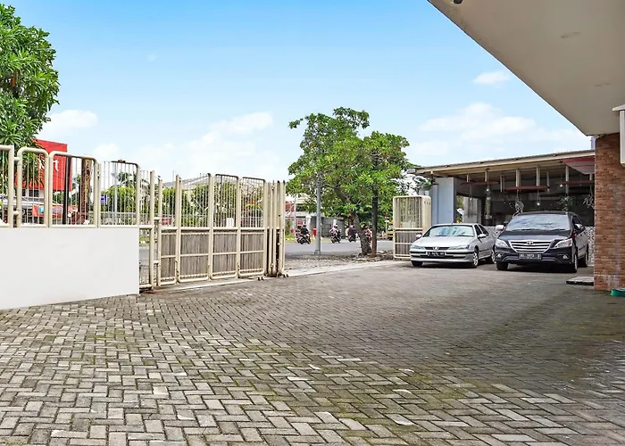 OYO Dupak Inn Surabaya