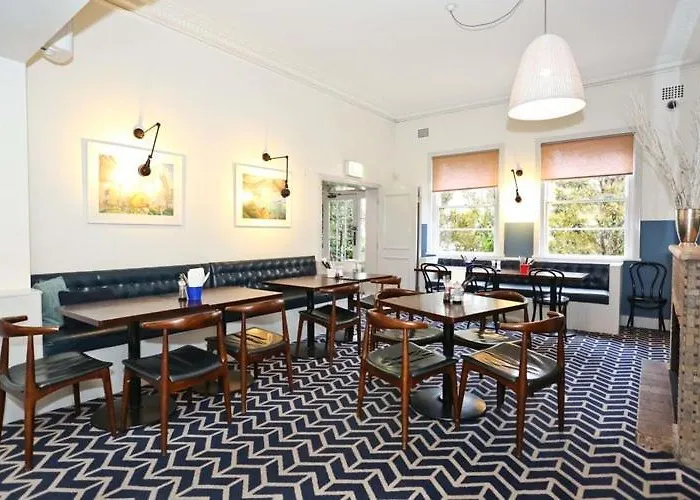 Blues Point Hotel Sydney