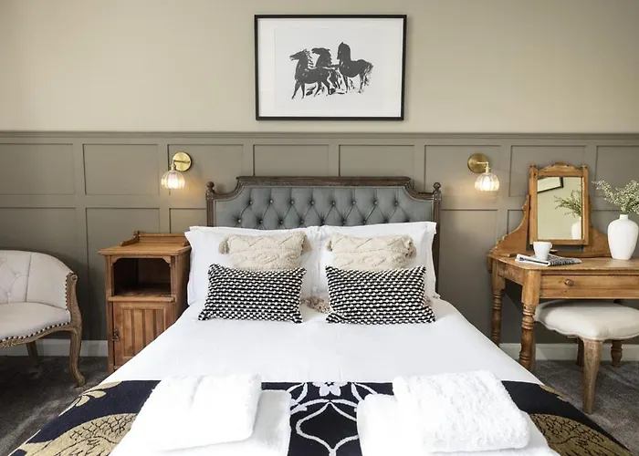 Cotteswold House Bed & Breakfast Bibury