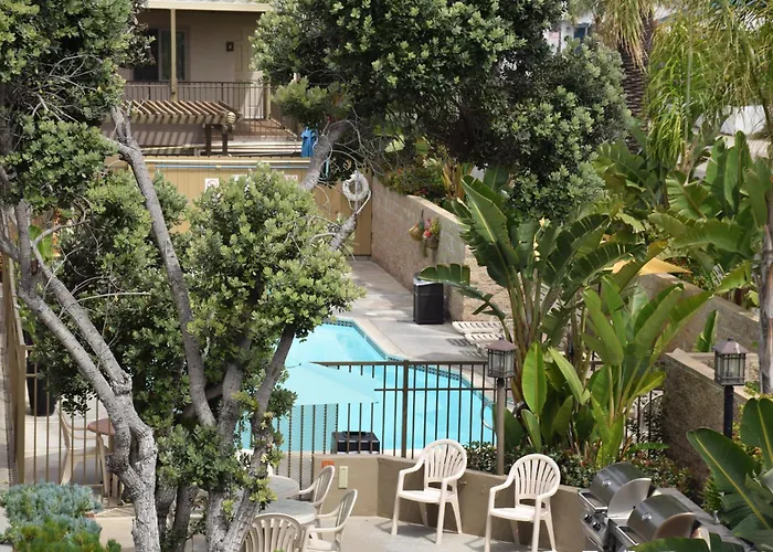 Aquamarine Villas Oceanside