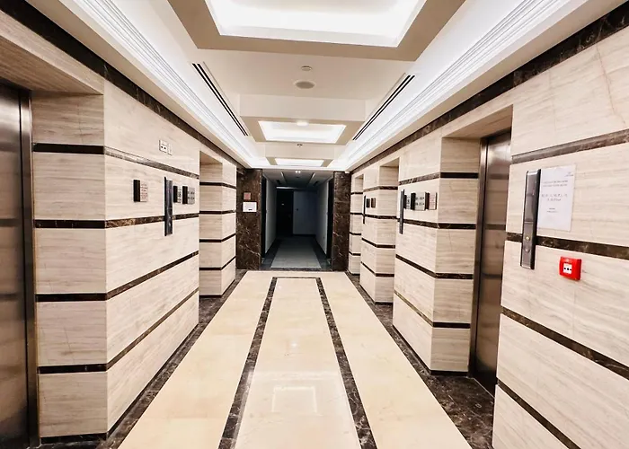 Upscale Apartment At Oval Tower Near Downtown With Balcony And Parking By Belvilla Dubai