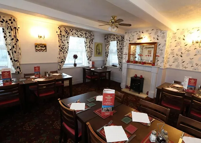 Oyo The Croppers Arms Hotel Huddersfield