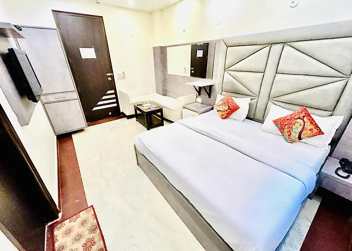 Hotel Amrit Villa Delhi 