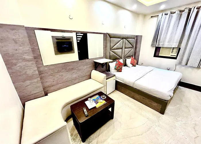 Hotel Amrit Villa Delhi 
