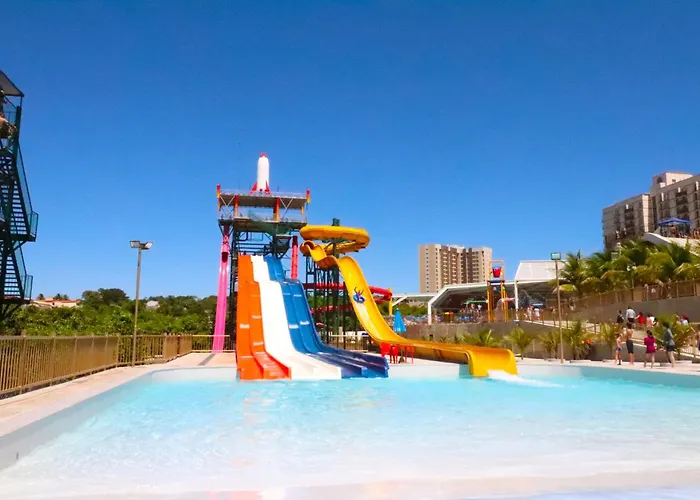 Piazza diRoma Hotel com Café da manhã e acesso ao Acqua Park e Splash Caldas Novas